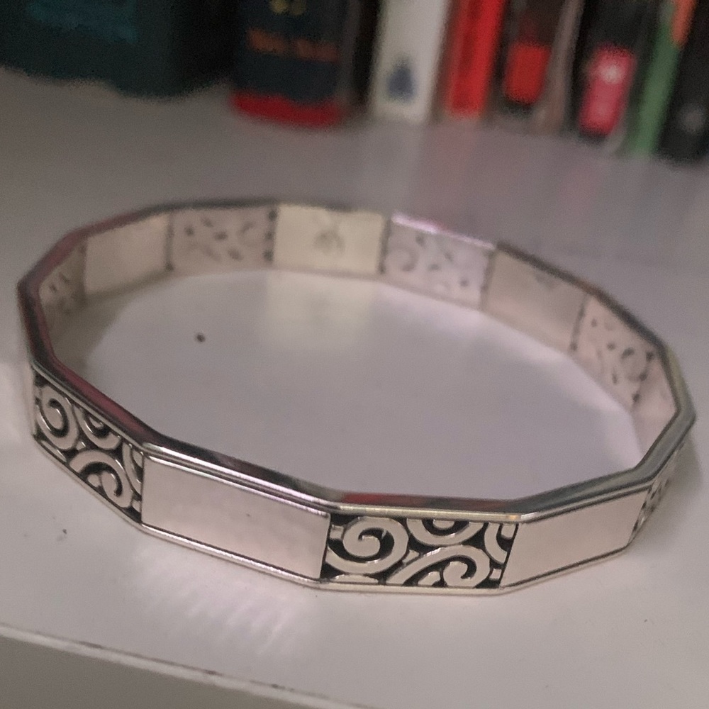 Designed silver bracelet brand new